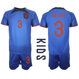 Baby Fußballbekleidung Niederlande Matthijs de Ligt #3 Auswärtstrikot WM 2022 Kurzarm (+ kurze hosen)